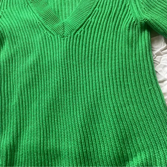 Aritzia Babaton 100% Merino Wool Roger Sweater in Forest Green Size XXS - Picture 6 of 7